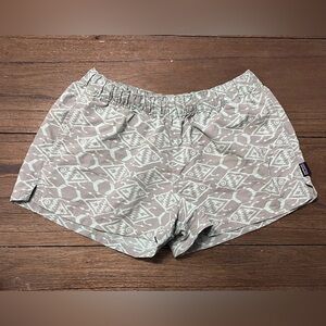 Patagonia Barely Baggies 2.5” Inseem Shorts Womens size Small